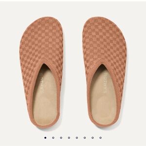 Rothy’s soft Clogs - Coral / Clay